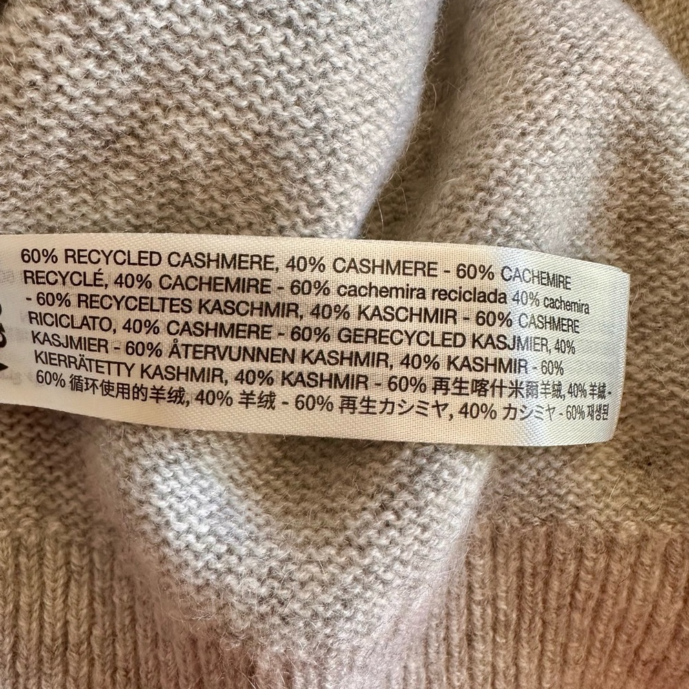 NWT Vuori Emillie Cashmere Crew in Pale Grey Heather - Picture 4 of 7